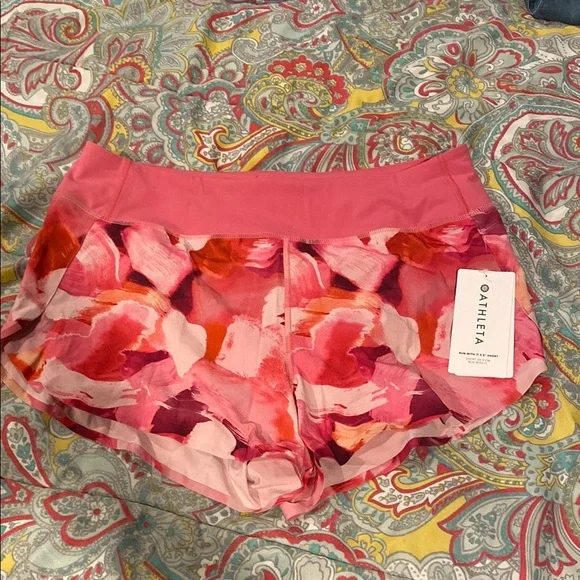 Athleta run with it shorts in pink floral. NWT. Large - Picture 1 of 7